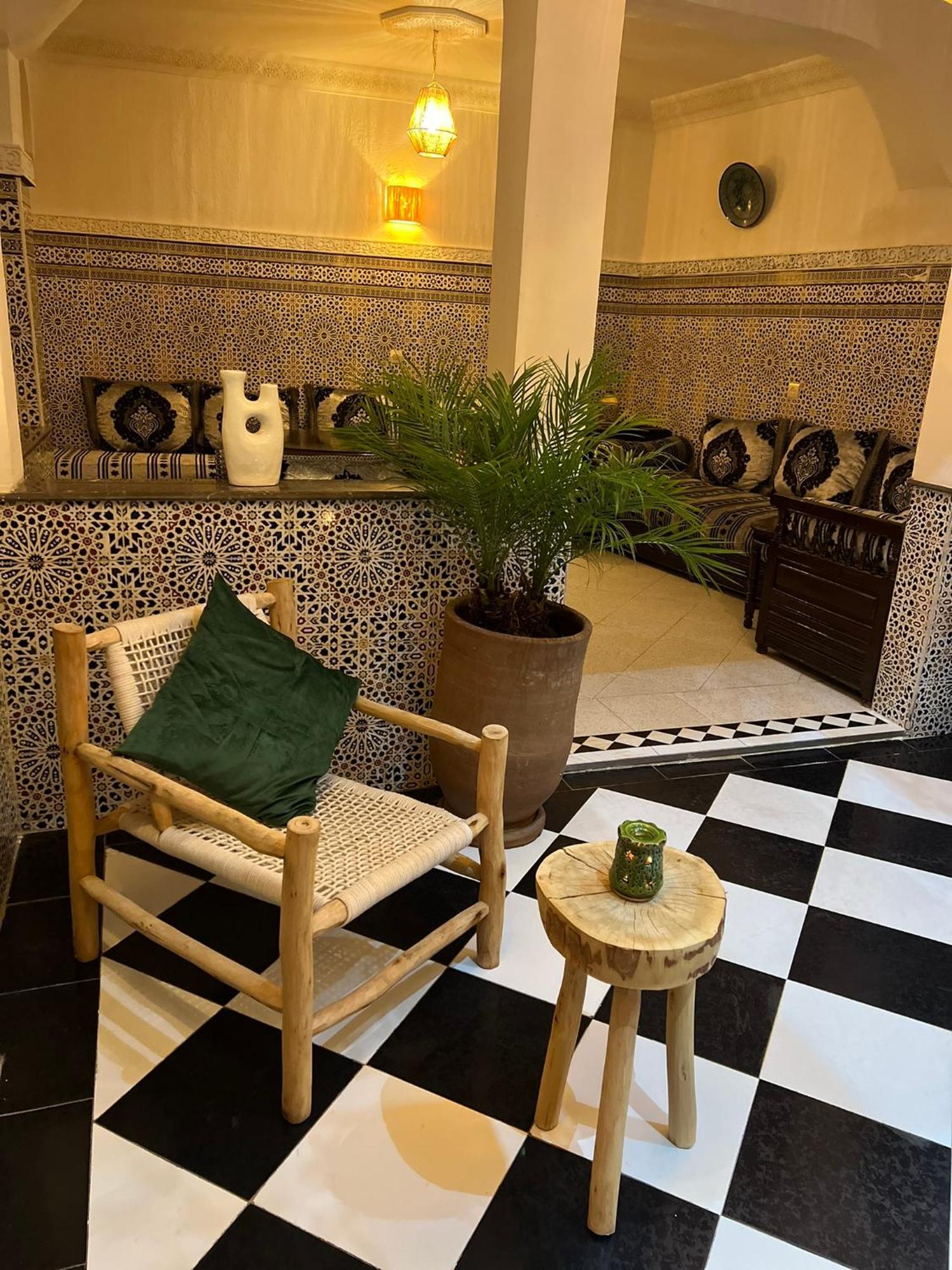 Riad Dar Lakbira Marrakesh Bagian luar foto
