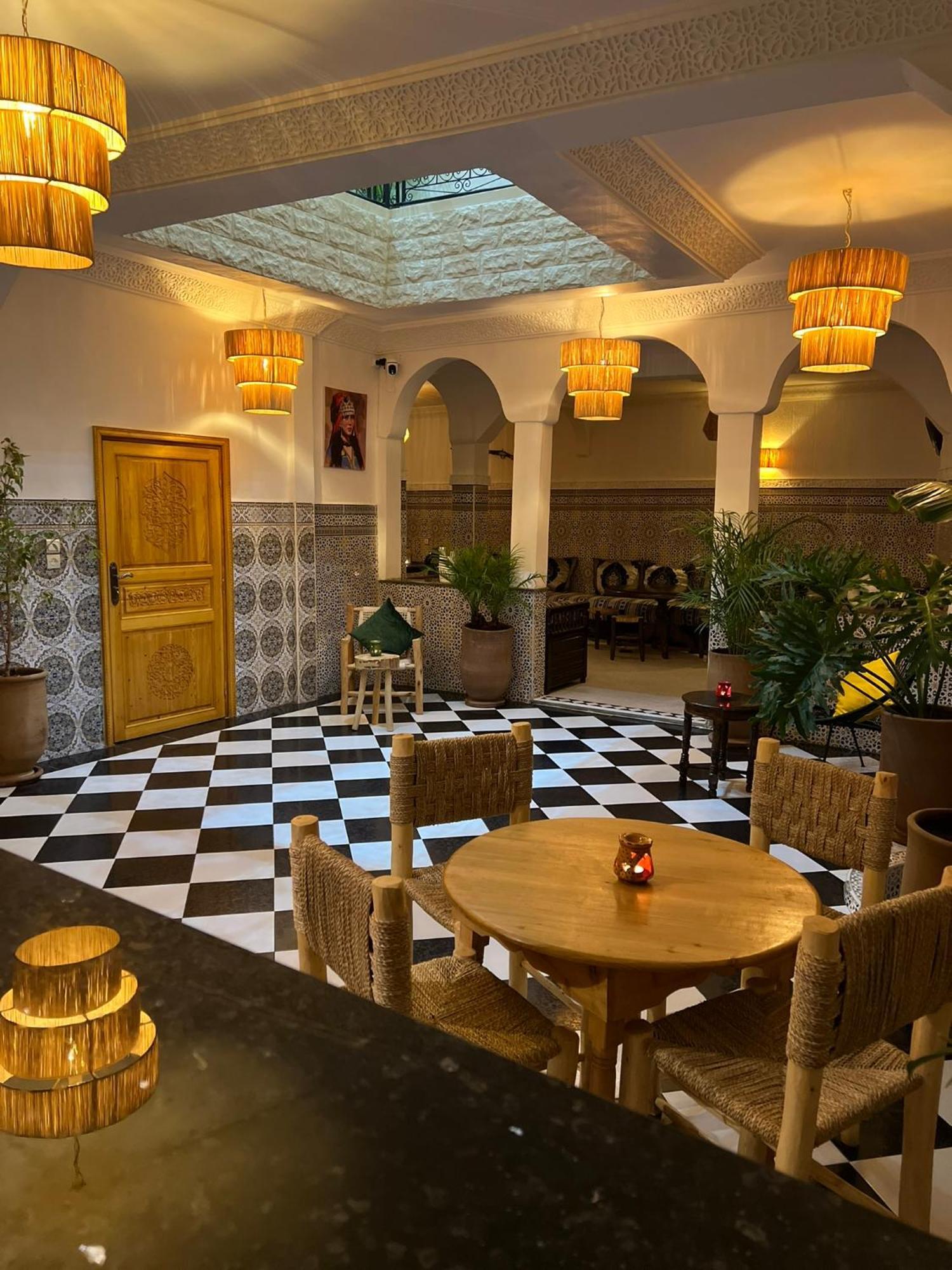 Riad Dar Lakbira Marrakesh Bagian luar foto