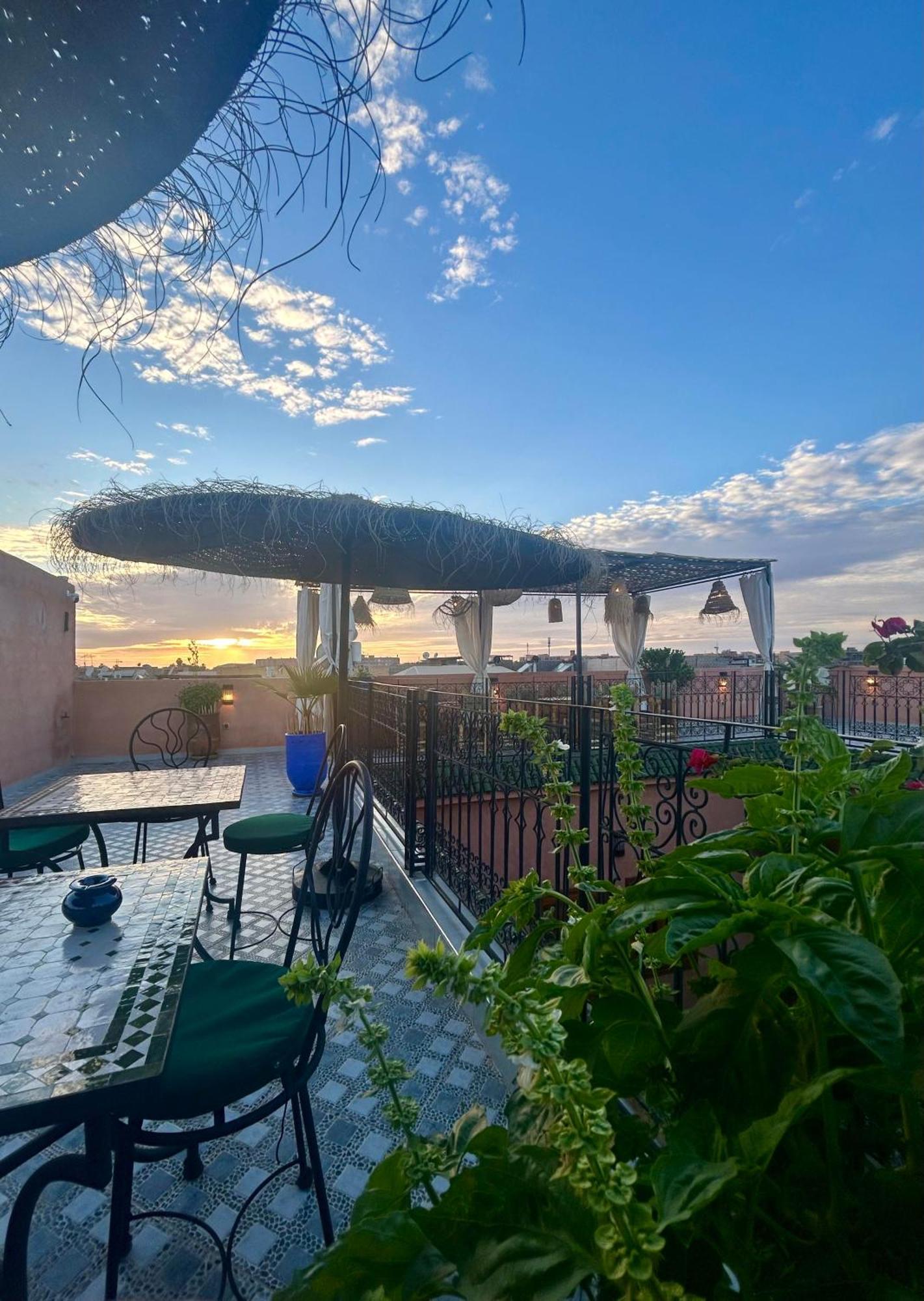 Riad Dar Lakbira Marrakesh Bagian luar foto